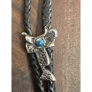 Western Bolo Tie Silver Tone Saddle with Turquoise‎ Color Silver